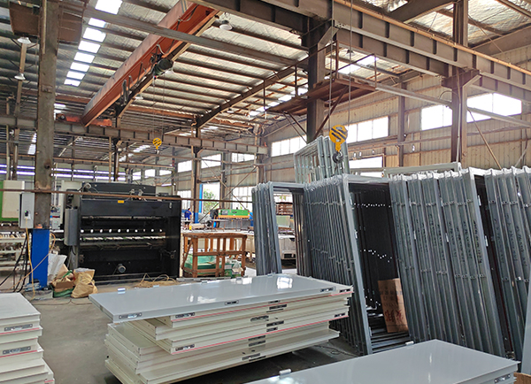 廠房實(shí)景（半成品）